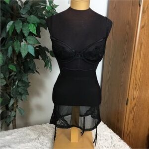 Rene Rofe Woman’s Medium Large black lingerie